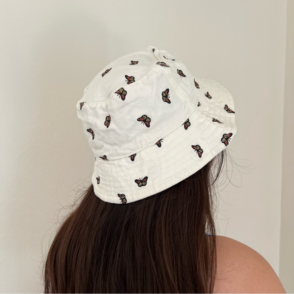 UO Embroidered Butterfly Bucket Hat